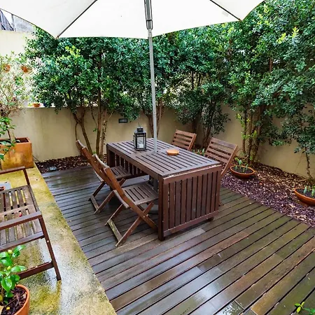 Veiga Garden House *